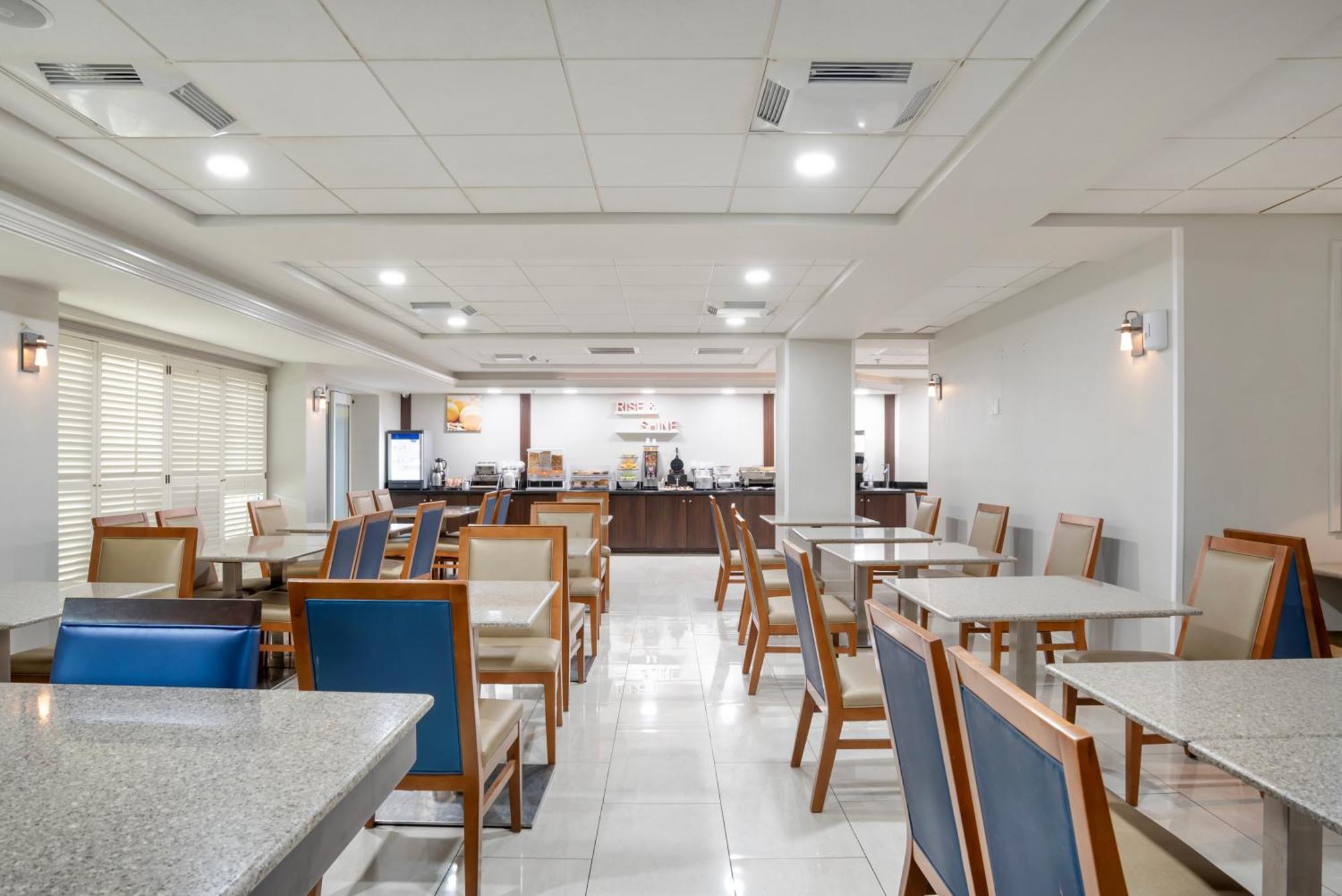 Comfort Inn & Suites New Orleans Airport North Kenner Eksteriør billede