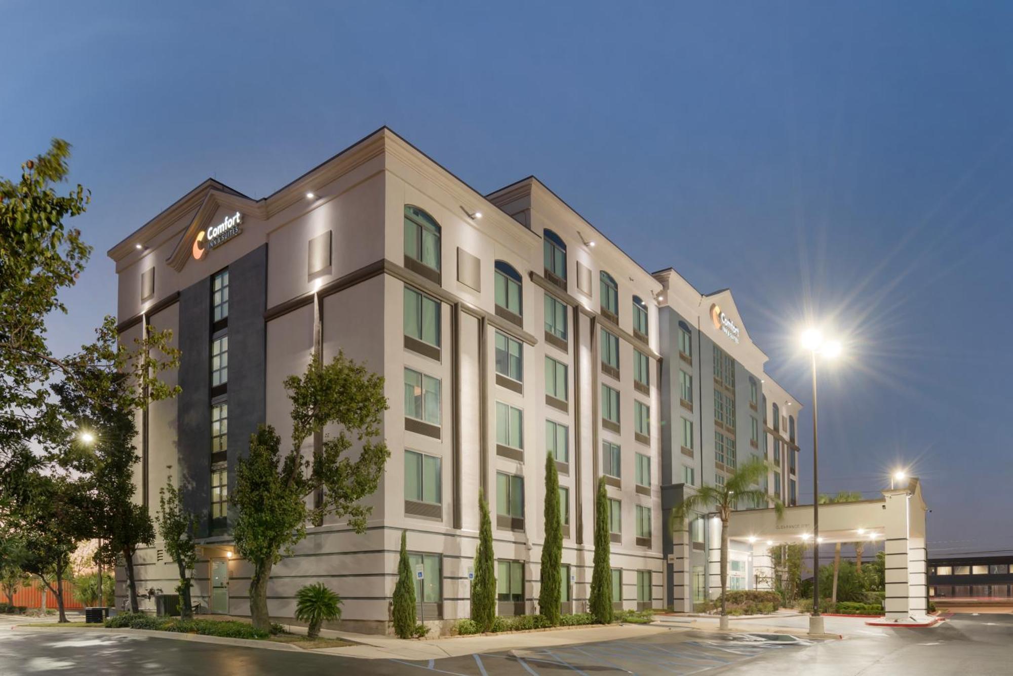 Comfort Inn & Suites New Orleans Airport North Kenner Eksteriør billede