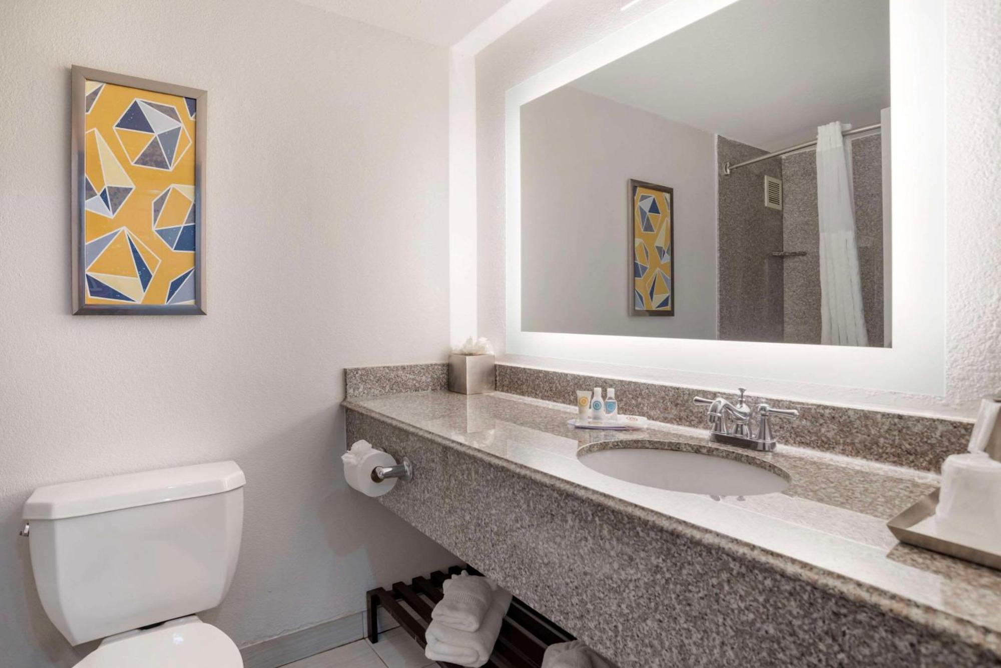 Comfort Inn & Suites New Orleans Airport North Kenner Eksteriør billede